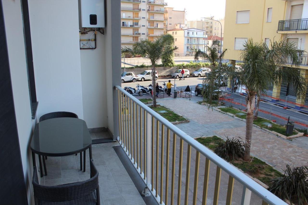 Persea Mare Appartamenti Arma di Taggia Buitenkant foto