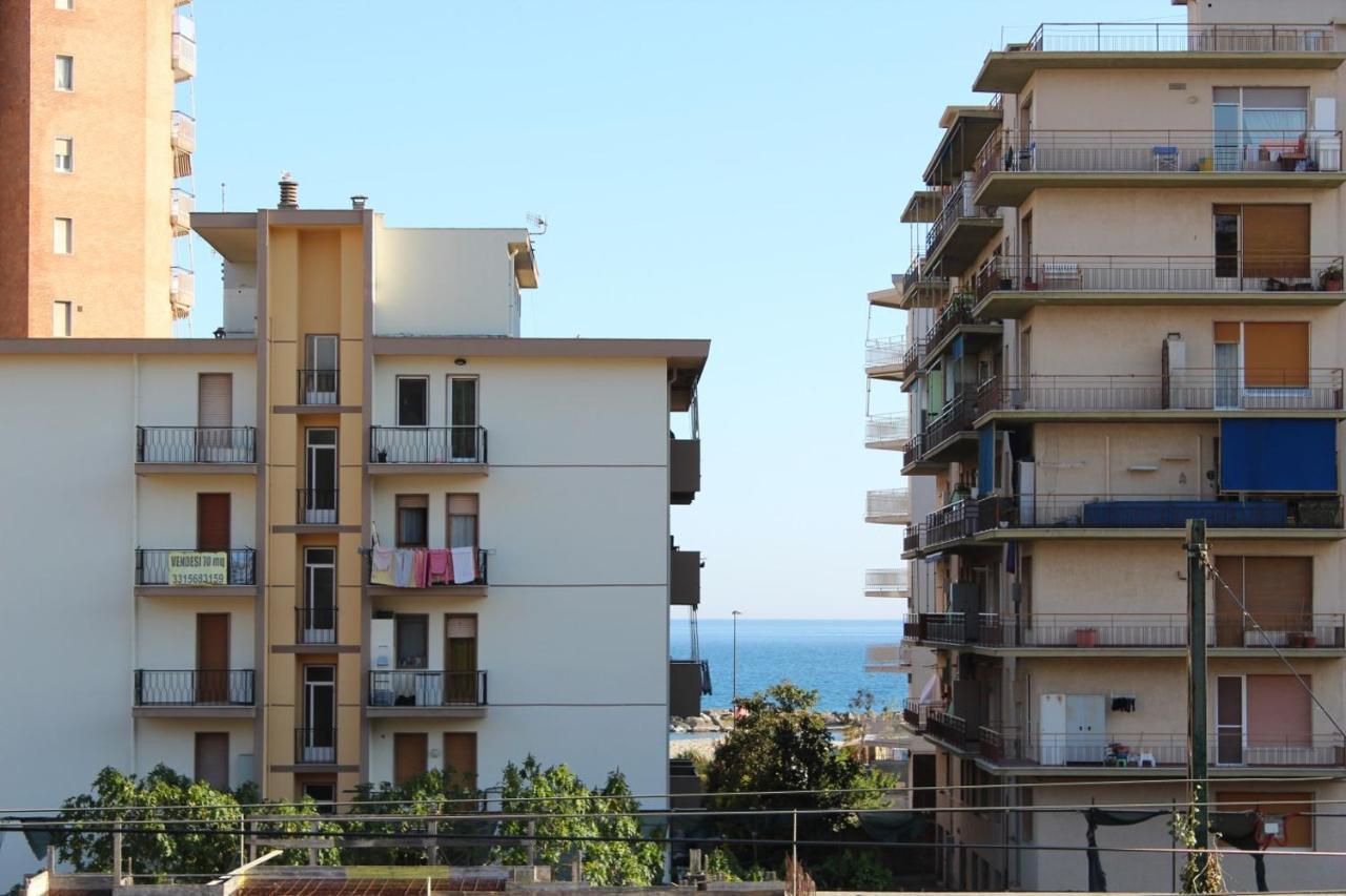 Persea Mare Appartamenti Arma di Taggia Buitenkant foto